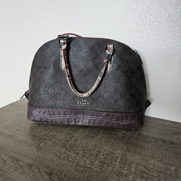 Coach Sierra SATCHEL F38246 - Picture 1 of 9